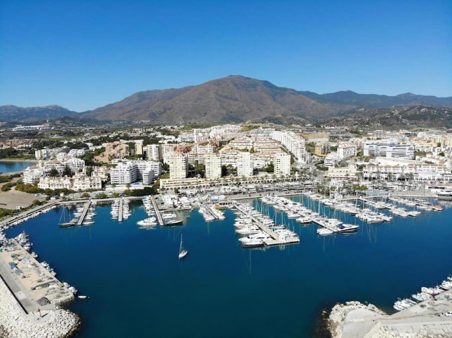 Room City Estepona Castillo מראה חיצוני תמונה